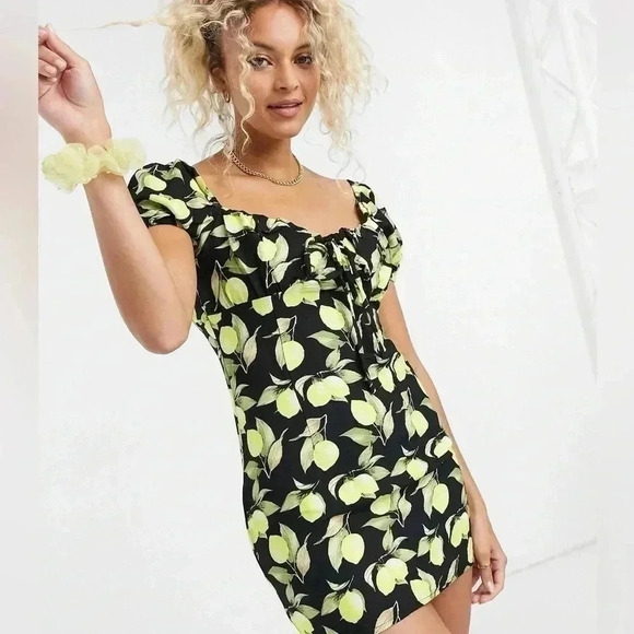 Glamorous milk maid mini dress with ruched  bust in lemon print 6 - Picture 1 of 7